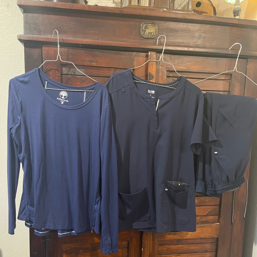 Koi next gen women’s 3 pocket scrub top, 7 pocket jogger scrub pants and shirt.